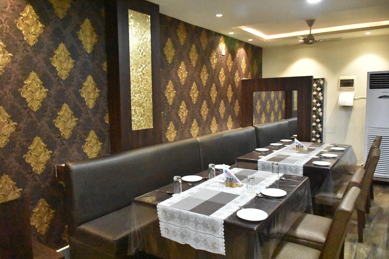 Hotel Daftari Palace Kishanganj Экстерьер фото